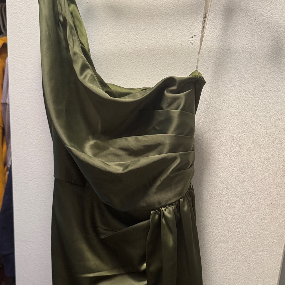 Chic One-Shoulder Olive Dress